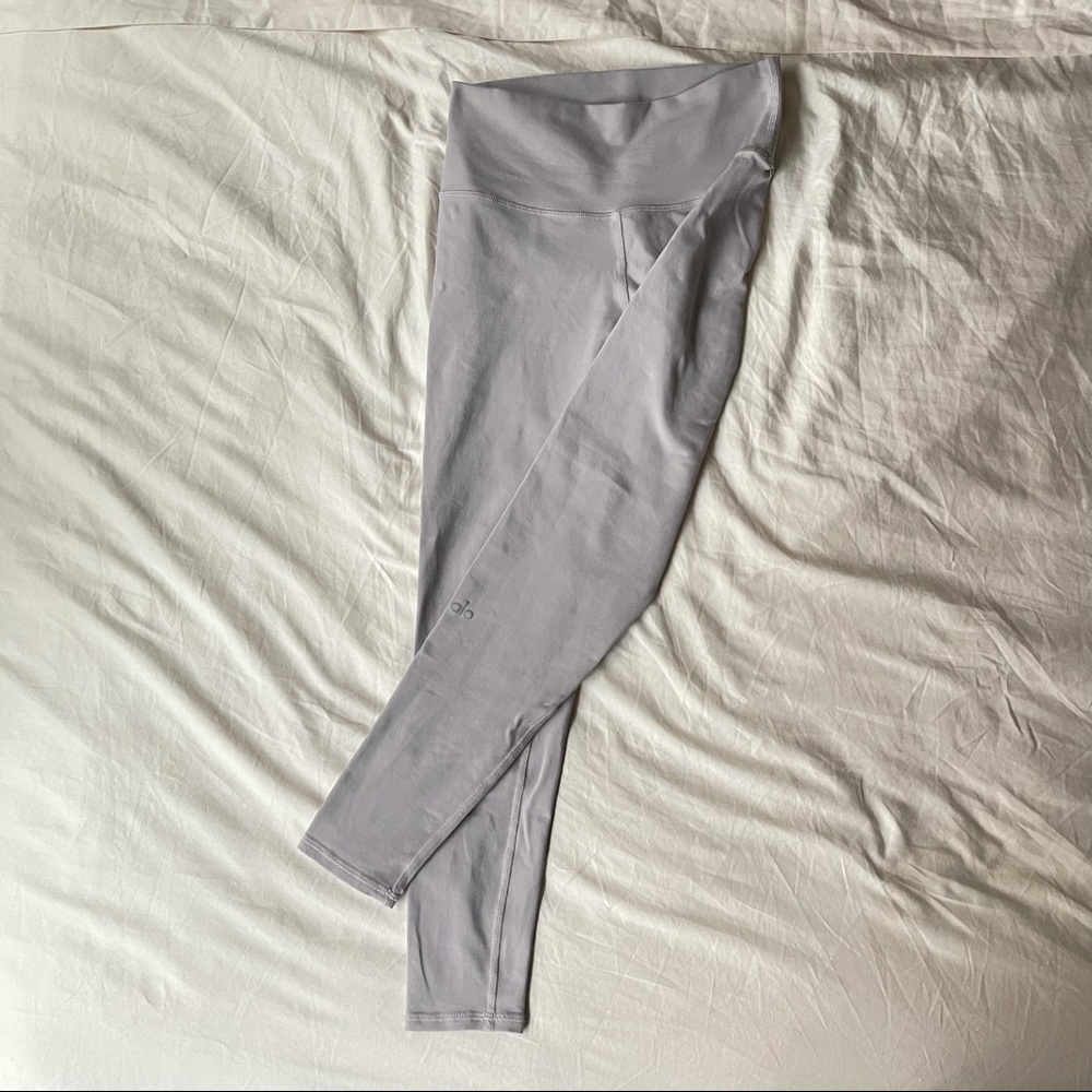 Alo Airbrush 7/8 Leggings in Lavender Dusk